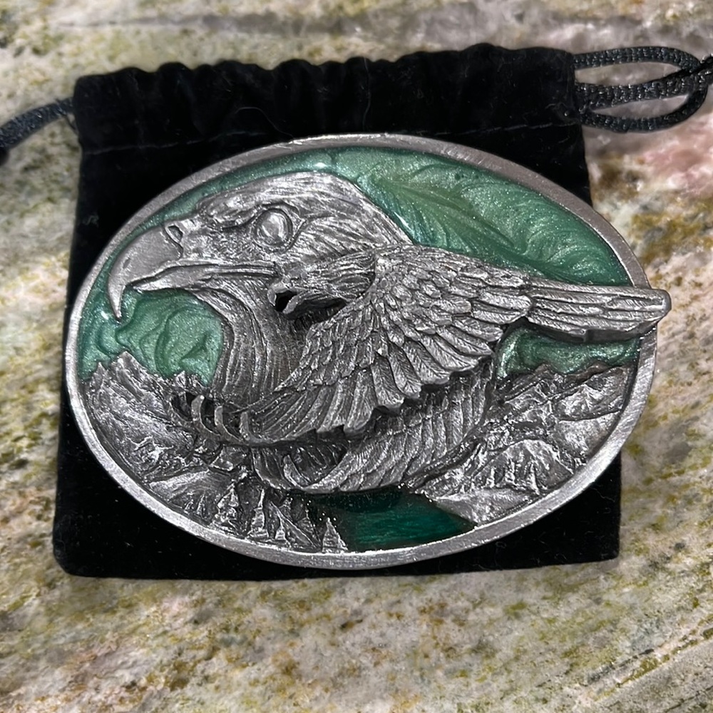 Siskiyou 1988 Pewter and Enamel Double Eagle Belt Buckle
